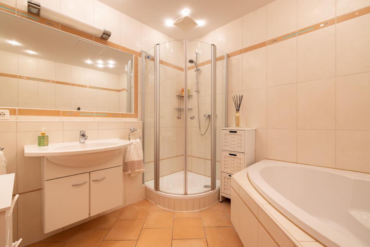Pfamhaus Luxury Apartments Sankt Wolfgang im Salzkammergut ภายนอก รูปภาพ