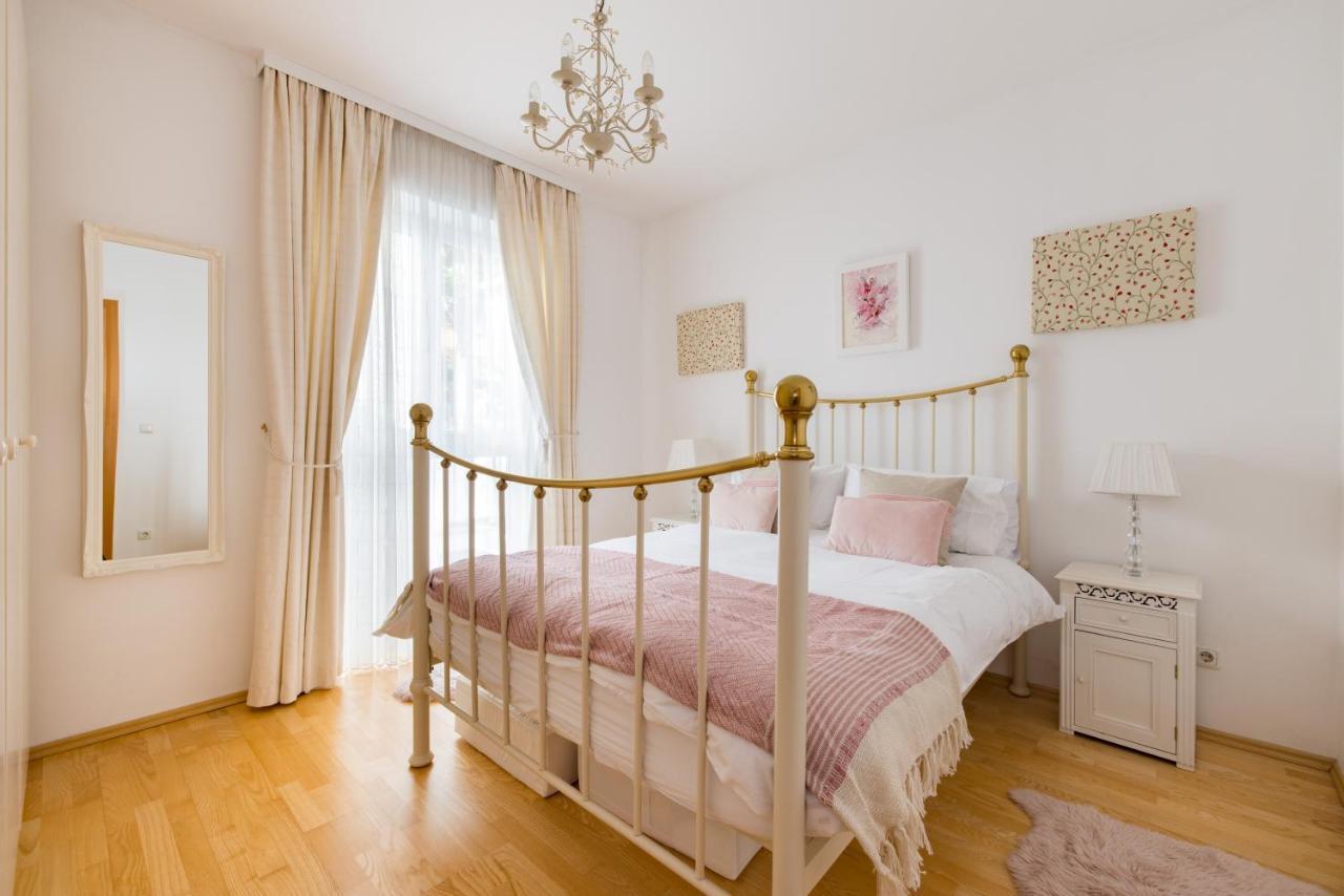 Pfamhaus Luxury Apartments Sankt Wolfgang im Salzkammergut ภายนอก รูปภาพ
