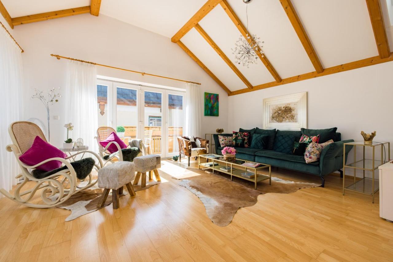 Pfamhaus Luxury Apartments Sankt Wolfgang im Salzkammergut ภายนอก รูปภาพ